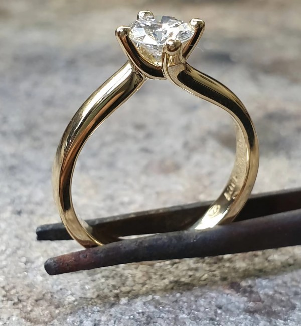 Bespoke wedding jewelry designed and crafted at Studio 39